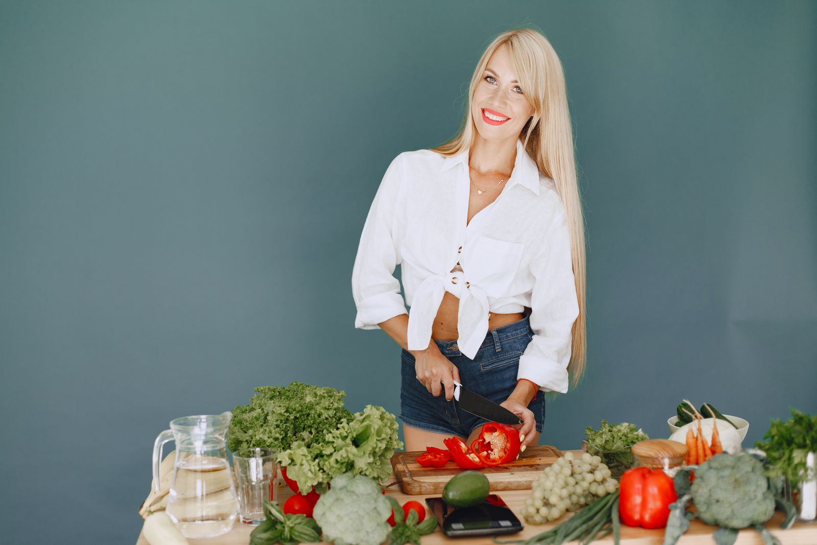 Ce que l'alimentation fait vraiment à la peau, et ce qu'aucun complément ne remplacera.